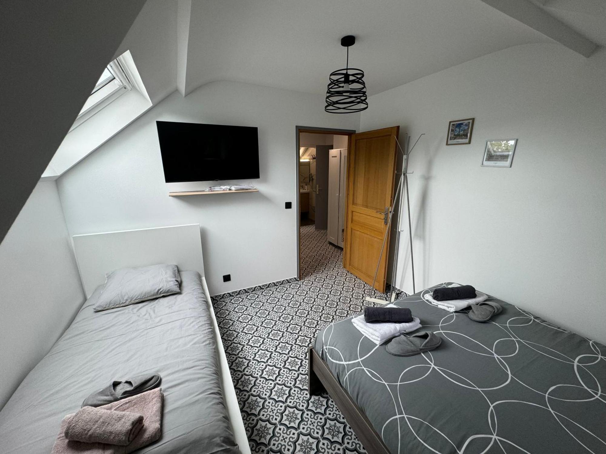 L'Etoile De Seine 77 Appartement 2 Dammarie-lè-Lys Buitenkant foto